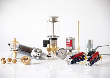 Verschiedene Produkte im Bereich Schmiertechnik